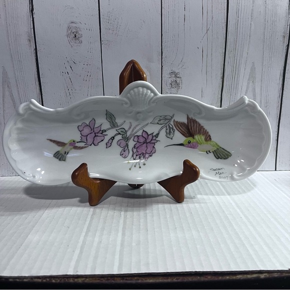 Other - Susan Gee 2007 Ceramic Trinket Dish Humming Birds Pink Flowers 10'5"
